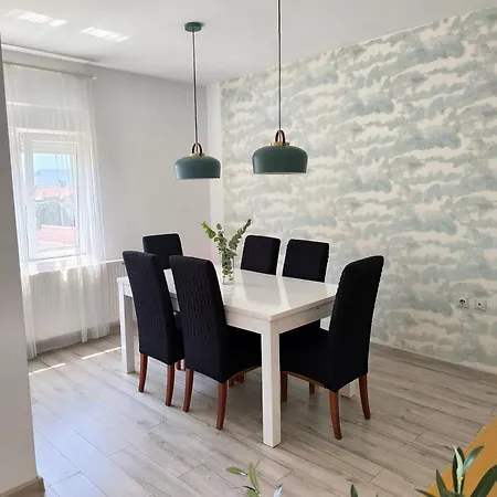 Dositej アパート *